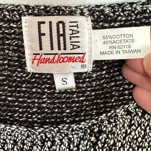 Fia Italia handloomed black and white knitted scoop neck sweater w/ fringe, S - Picture 2 of 4